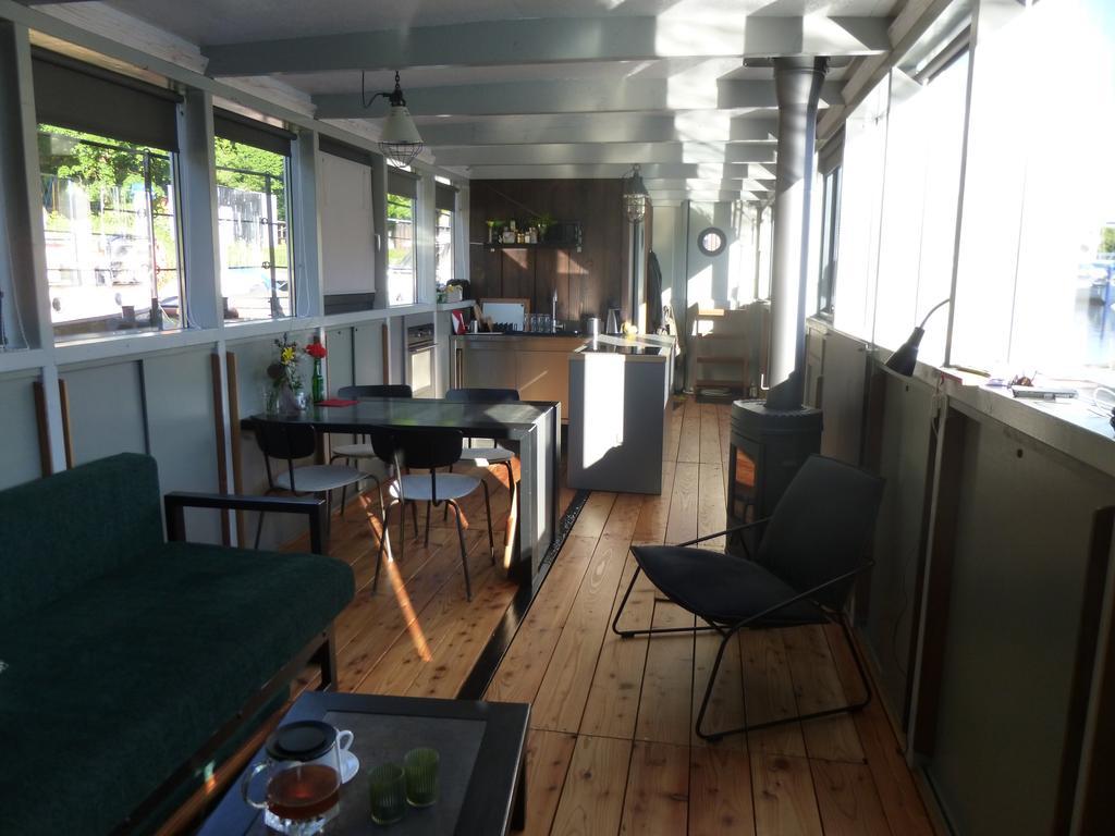 Hausboot Daenholm Hotel Stralsund Room photo