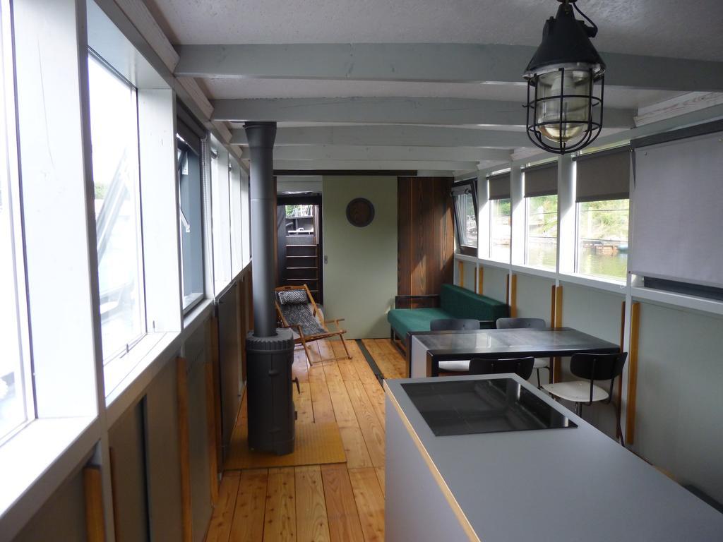 Hausboot Daenholm Hotel Stralsund Room photo